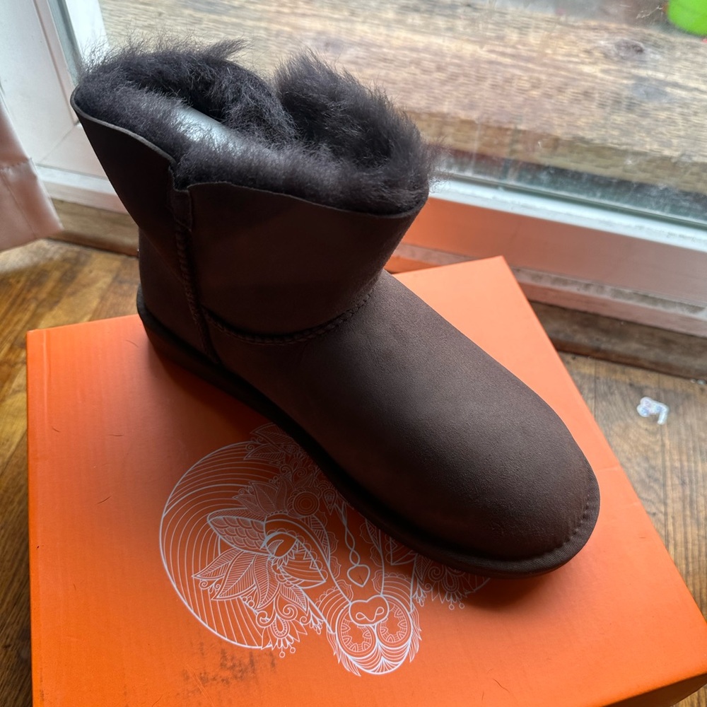 Brand new in box Chocolate uggs never worn